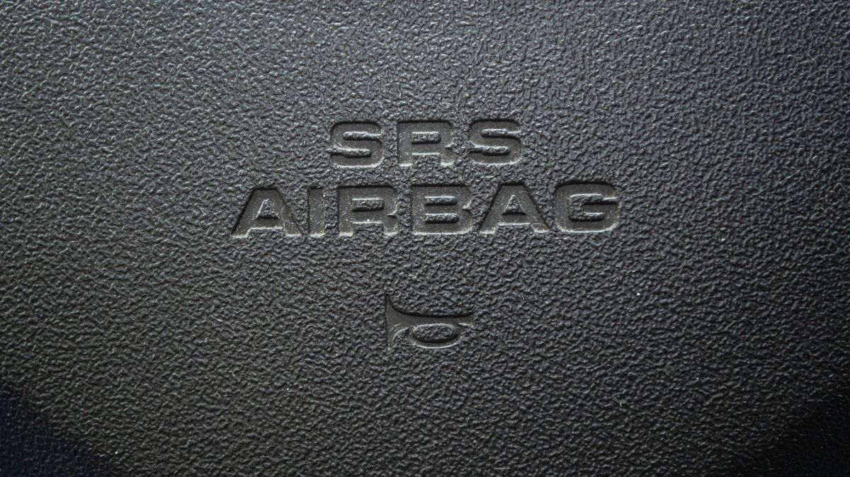 Nejméně 20 milionů vozů GM má zřejmě vadné airbagy